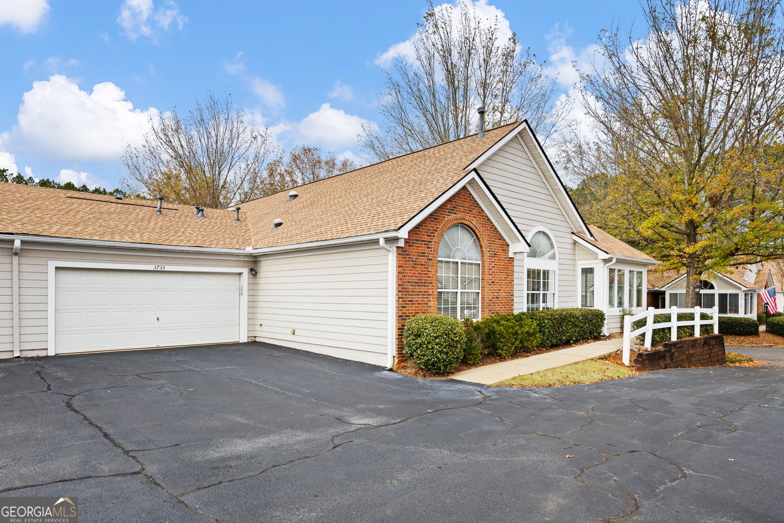 3735 VINEYARDS LAKE Kennesaw - 3