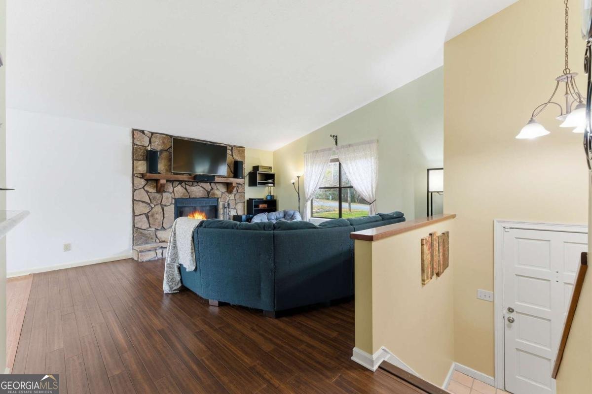 419 Ridgetop Drive Acworth - 4