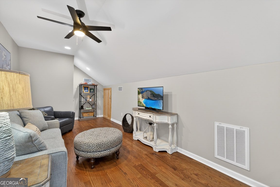 1035 McFarlin Bridge Road Carnesville - 45