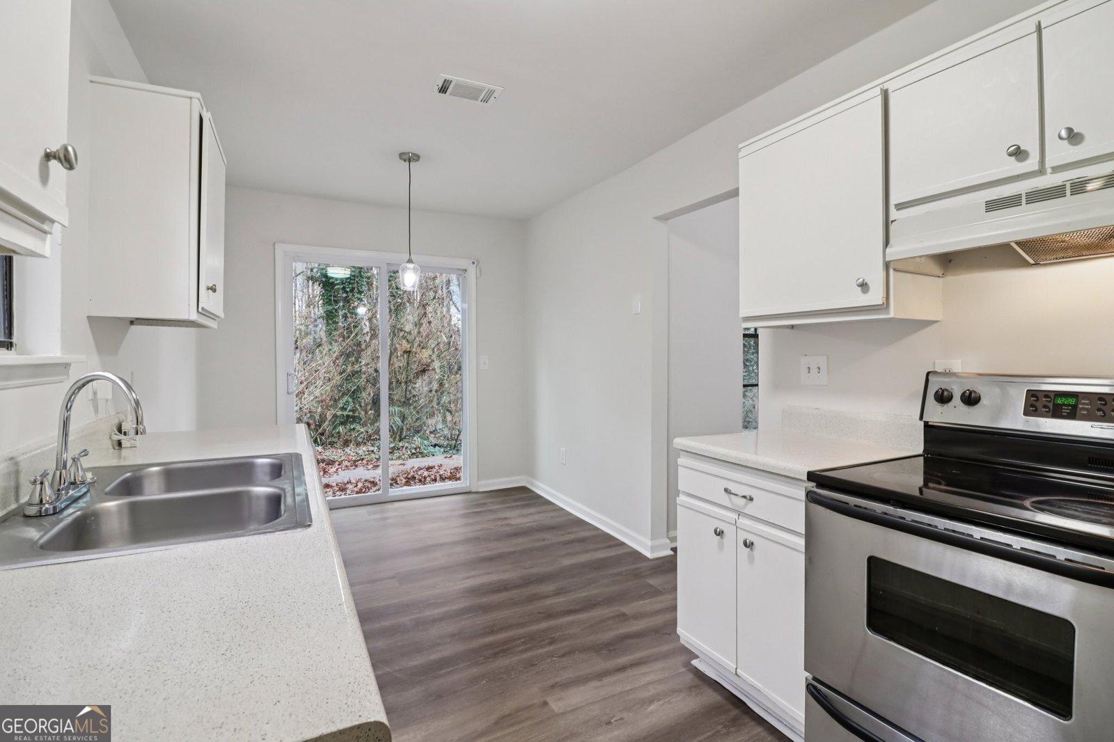 3307 Canterbury Trail Rex - 11