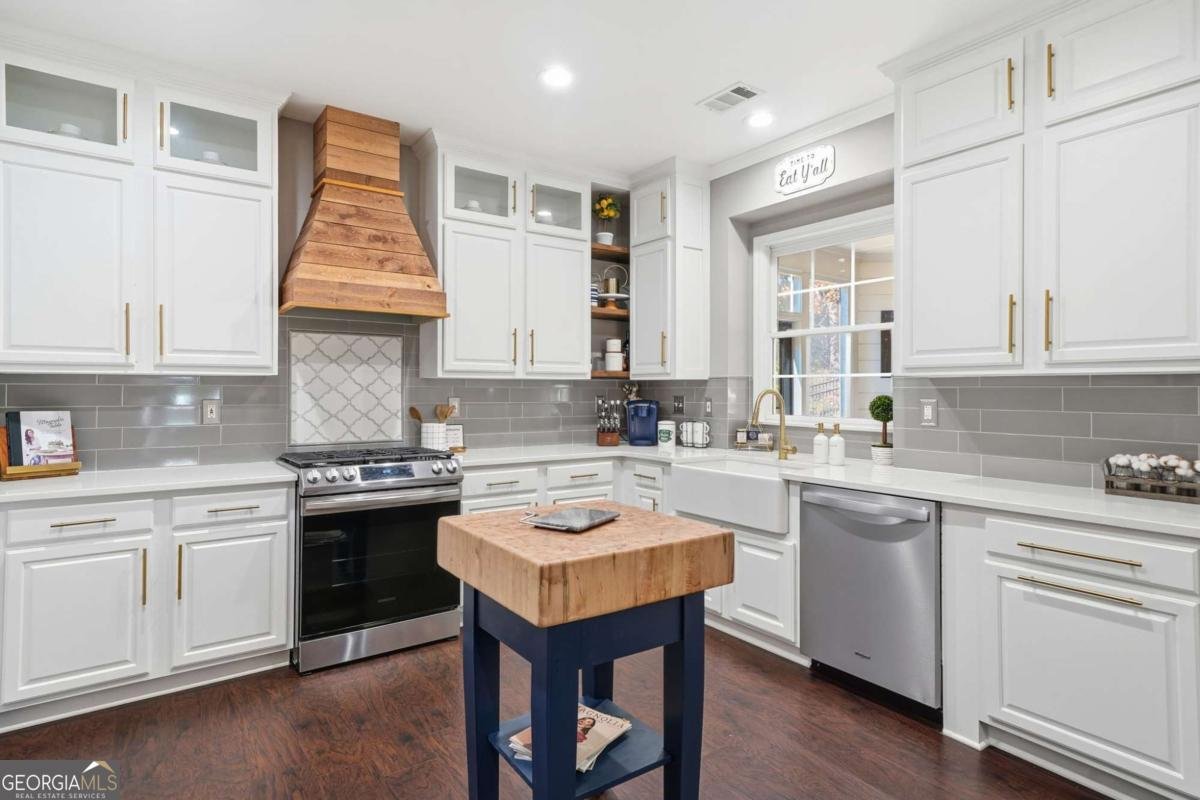 7022 Bennington Lane Cumming - 13