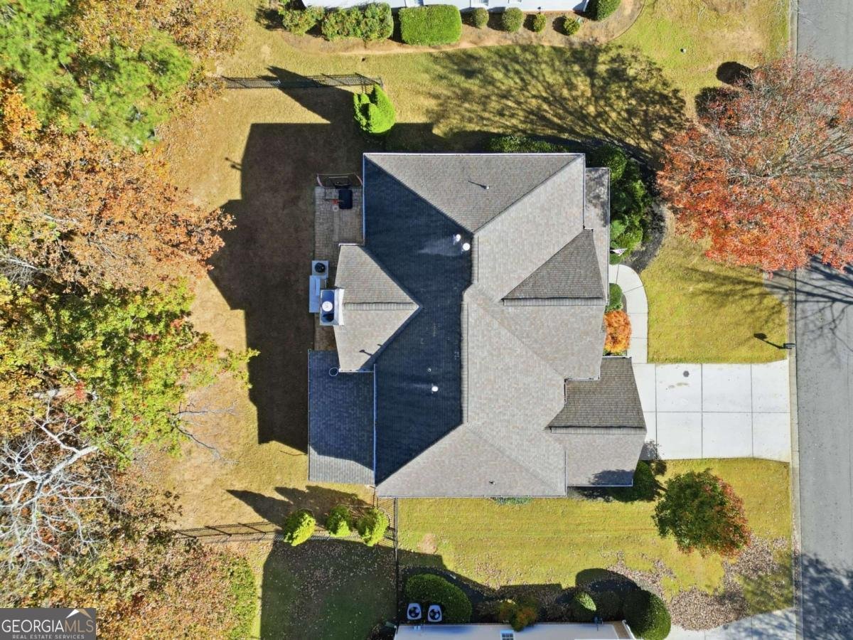 7022 Bennington Lane Cumming - 38