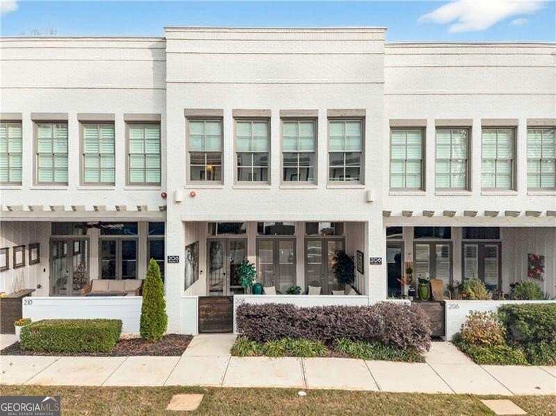 208 Sessions Street Woodstock - 1