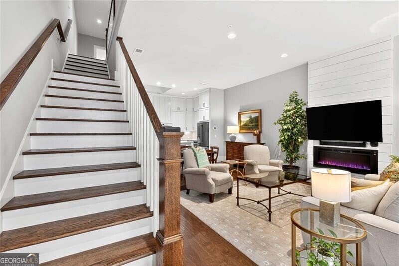 208 Sessions Street Woodstock - 8