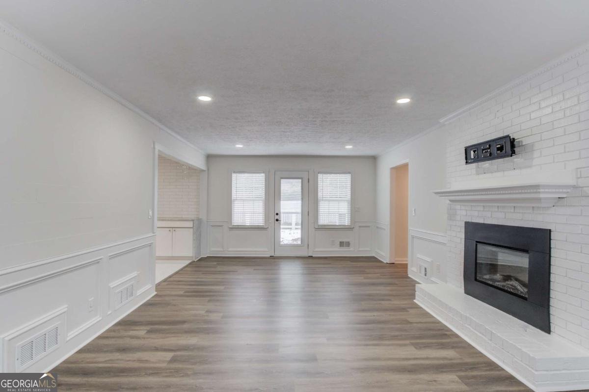 313 Summit Ridge Drive Lawrenceville - 13