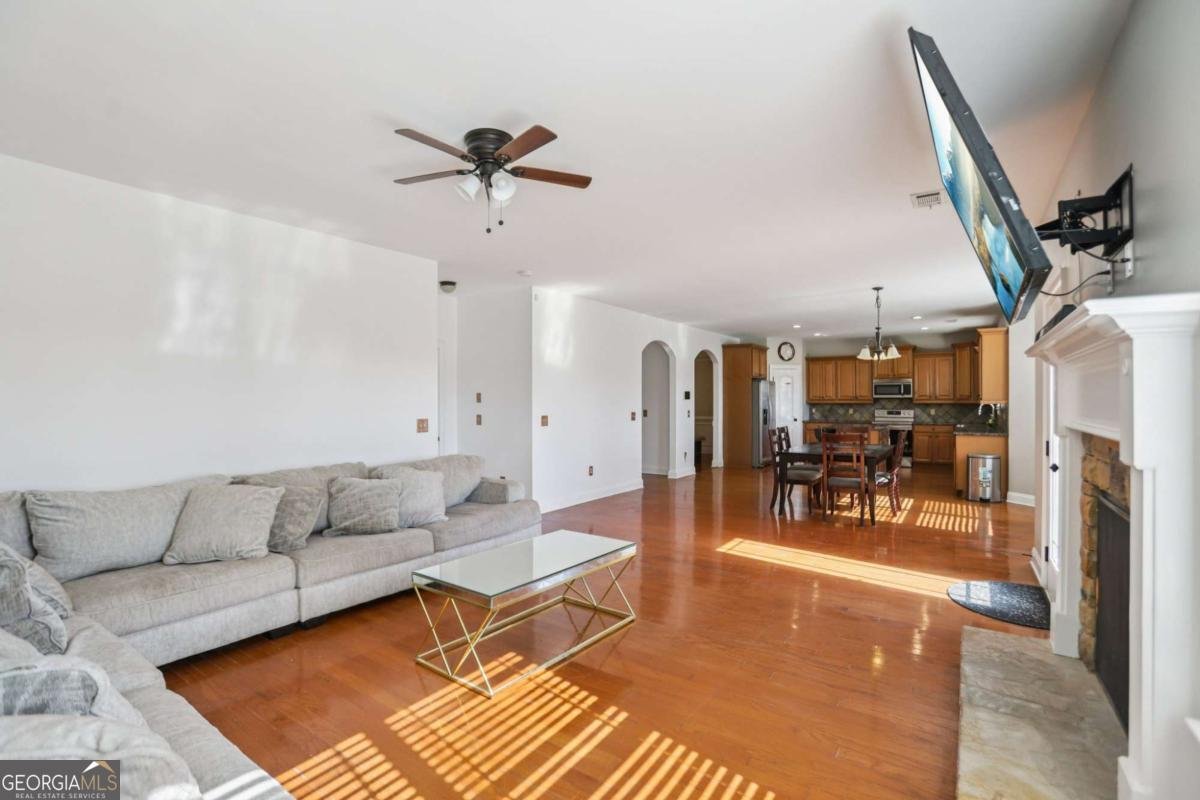 3154 Alhambra Circle Hampton - 4