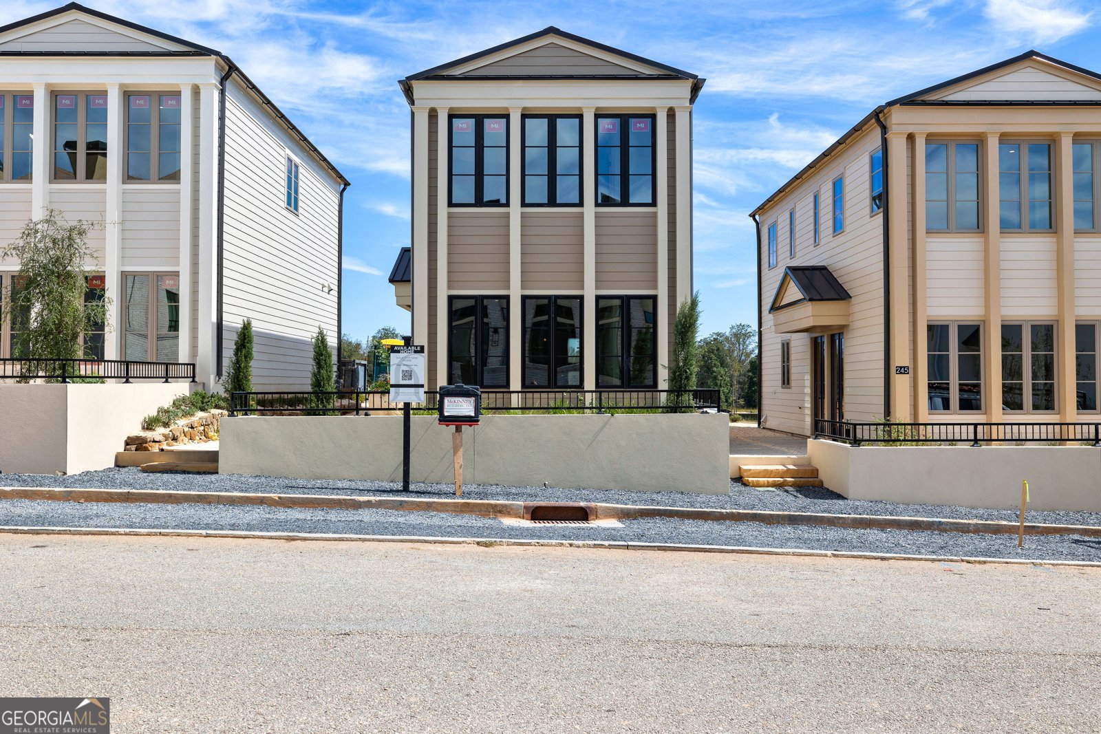 235 Rolison Way Fayetteville - 1