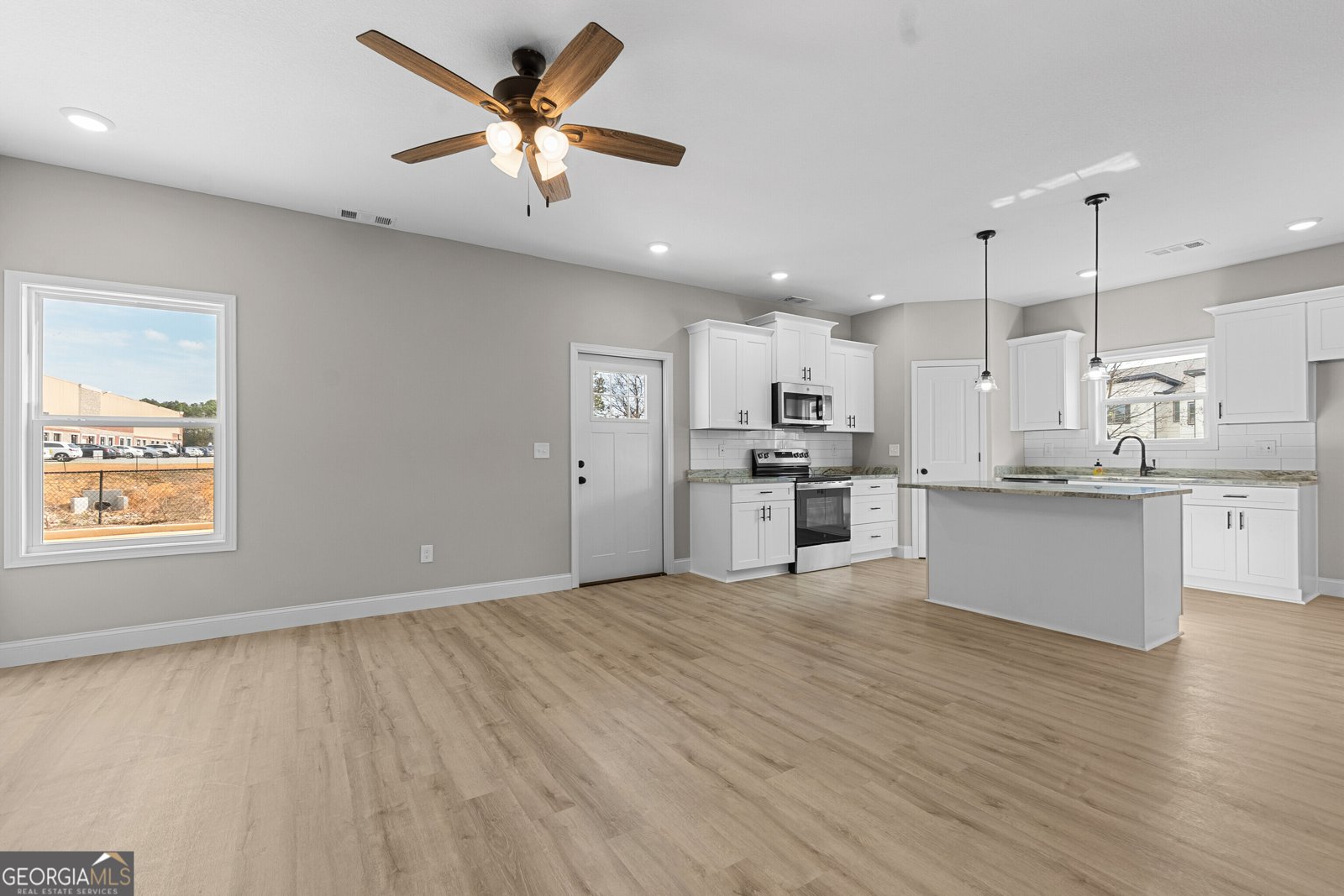 236 Beau Claire Circle Byron - 14