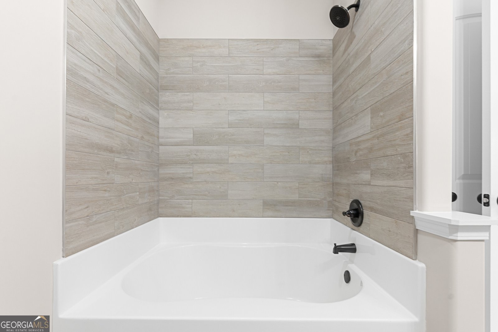 236 Beau Claire Circle Byron - 23