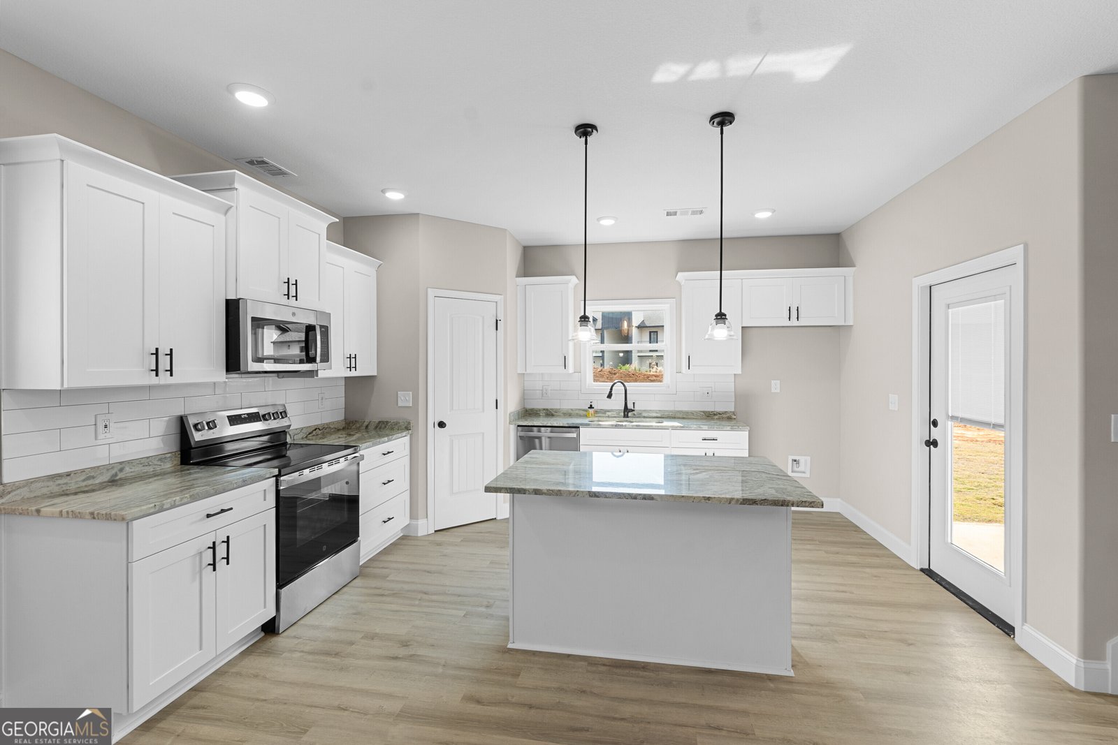 236 Beau Claire Circle Byron - 5