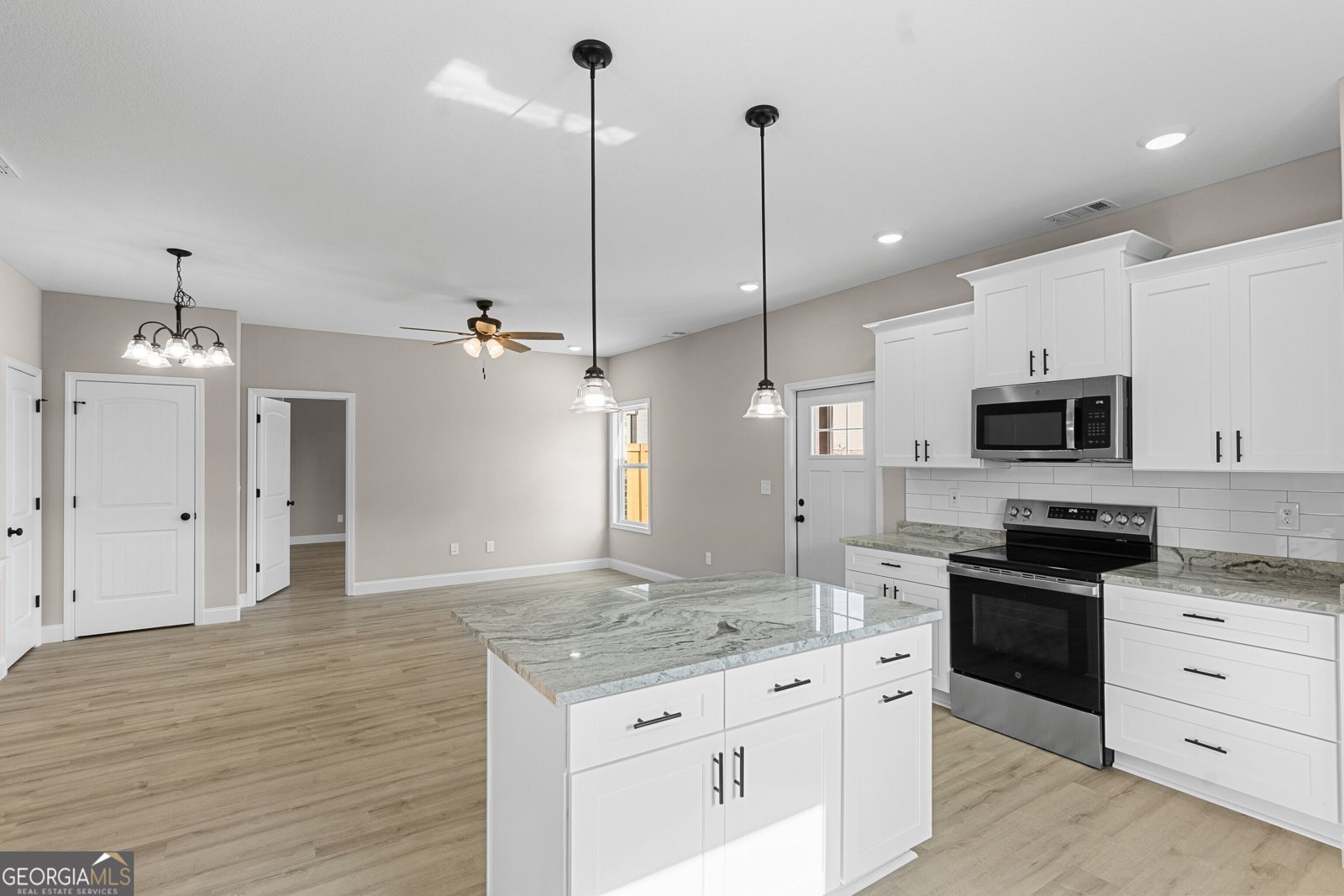 236 Beau Claire Circle Byron - 9