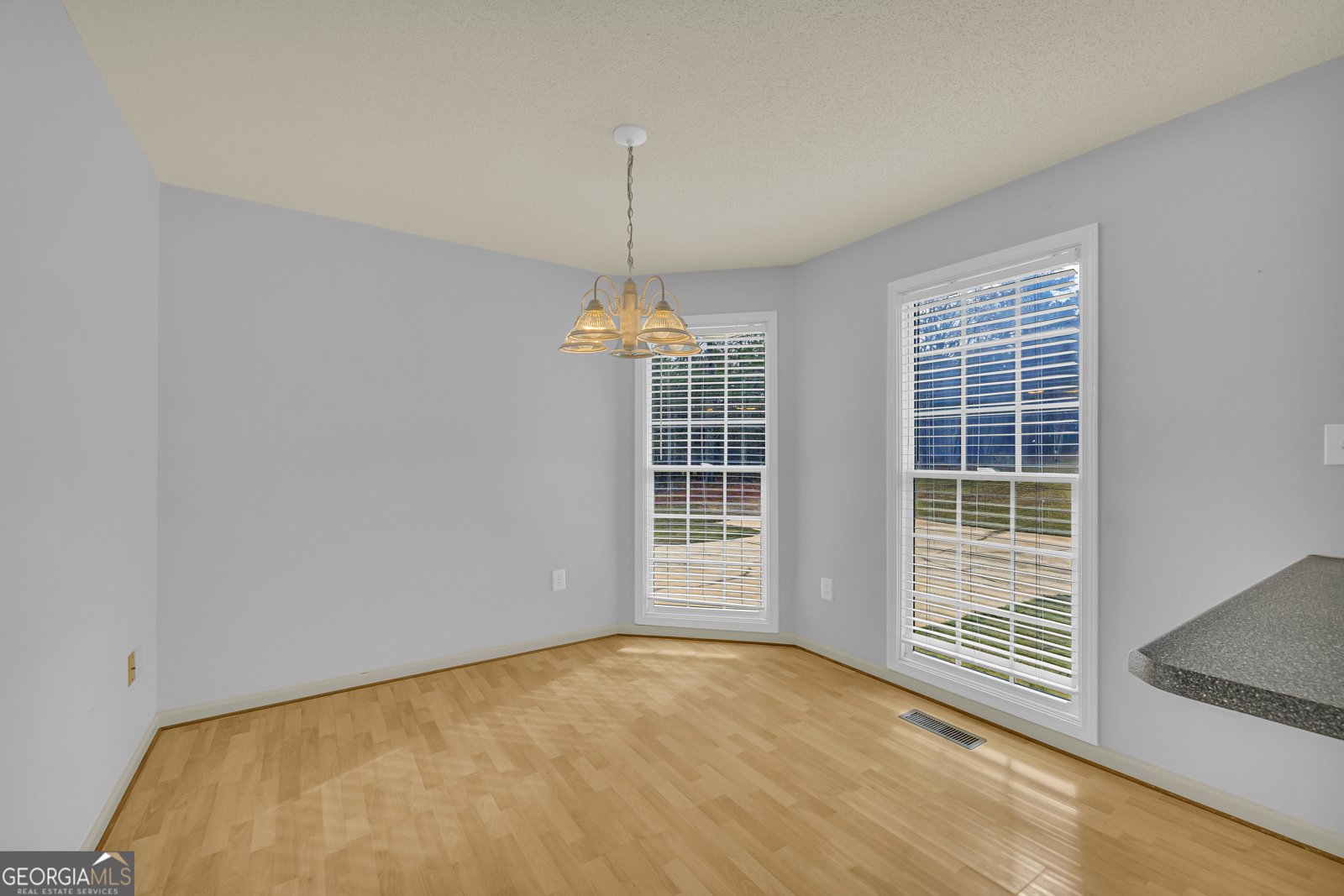 2987 HWY 72 EAST Comer - 24