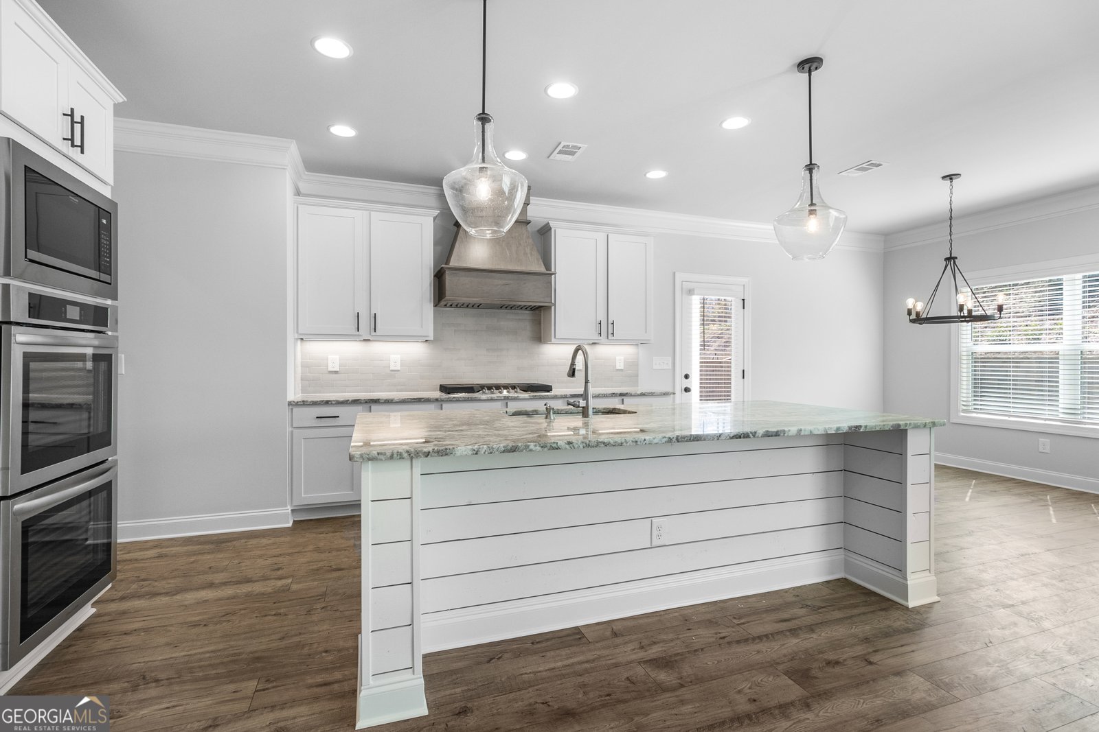 596 Calgary Downs Drive Winder - Photo 8