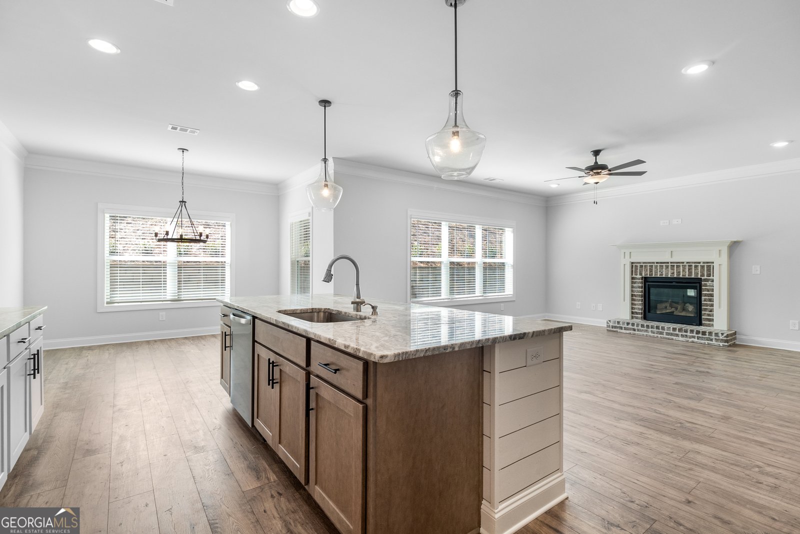 596 Calgary Downs Drive Winder - Photo 9