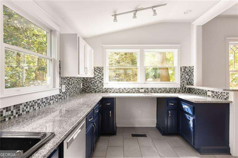 543 Seminole Avenue Atlanta - 19