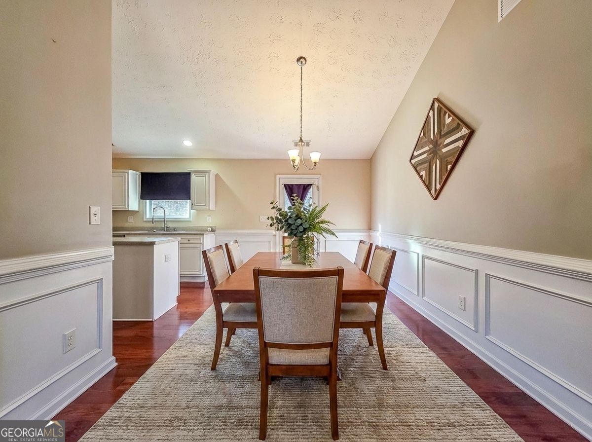 123 Willow Springs Drive Dallas - 10