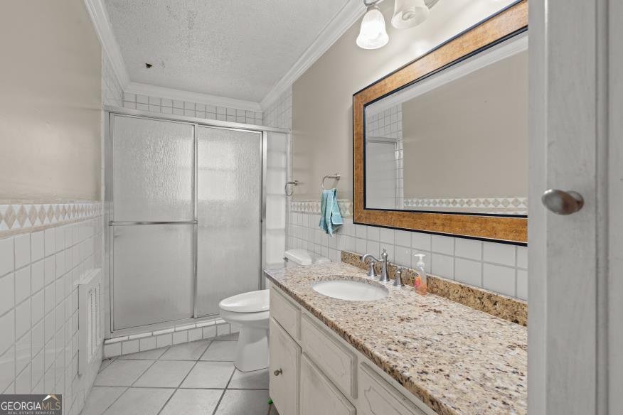 1030 100 Highway Bowdon - 13