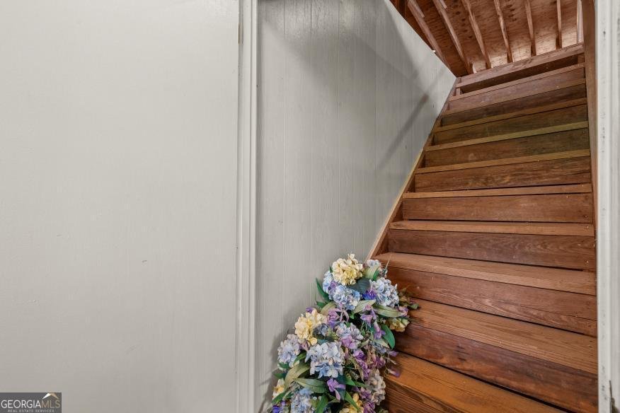 1030 100 Highway Bowdon - 19