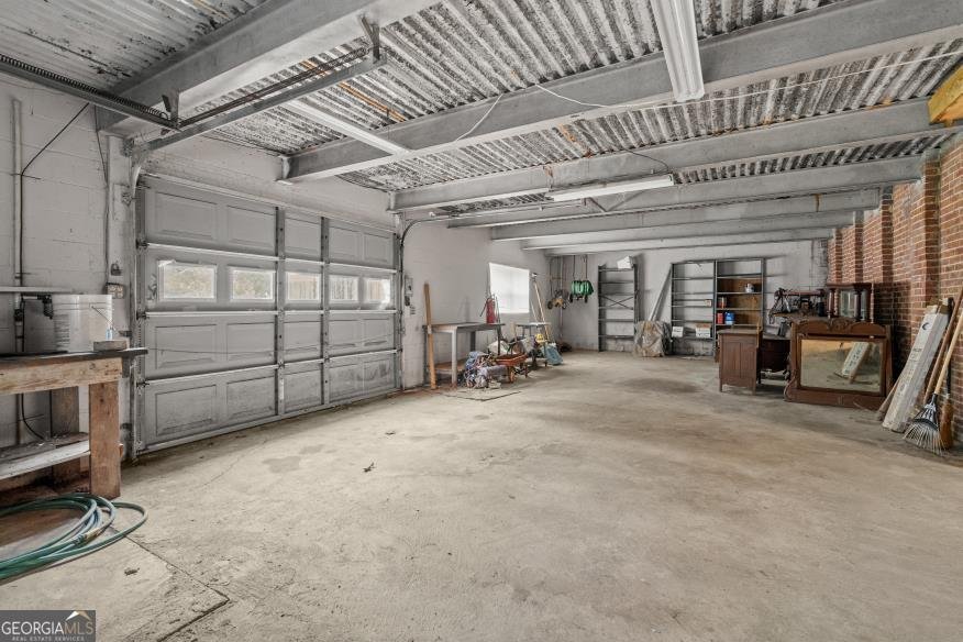 1030 100 Highway Bowdon - 30