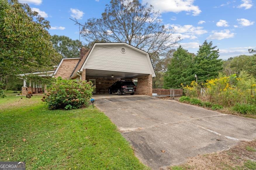 1030 100 Highway Bowdon - 31