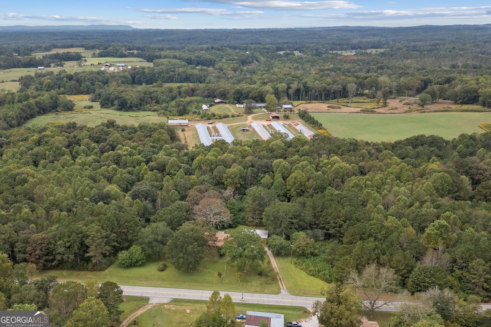 1030 100 Highway Bowdon - 38