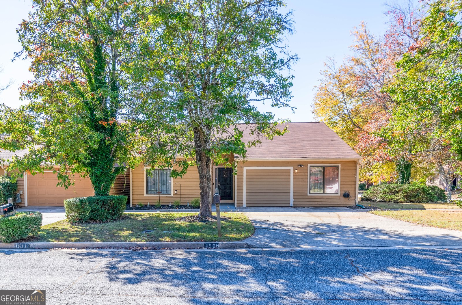 1509 Burnstone Drive Stone Mountain - 2