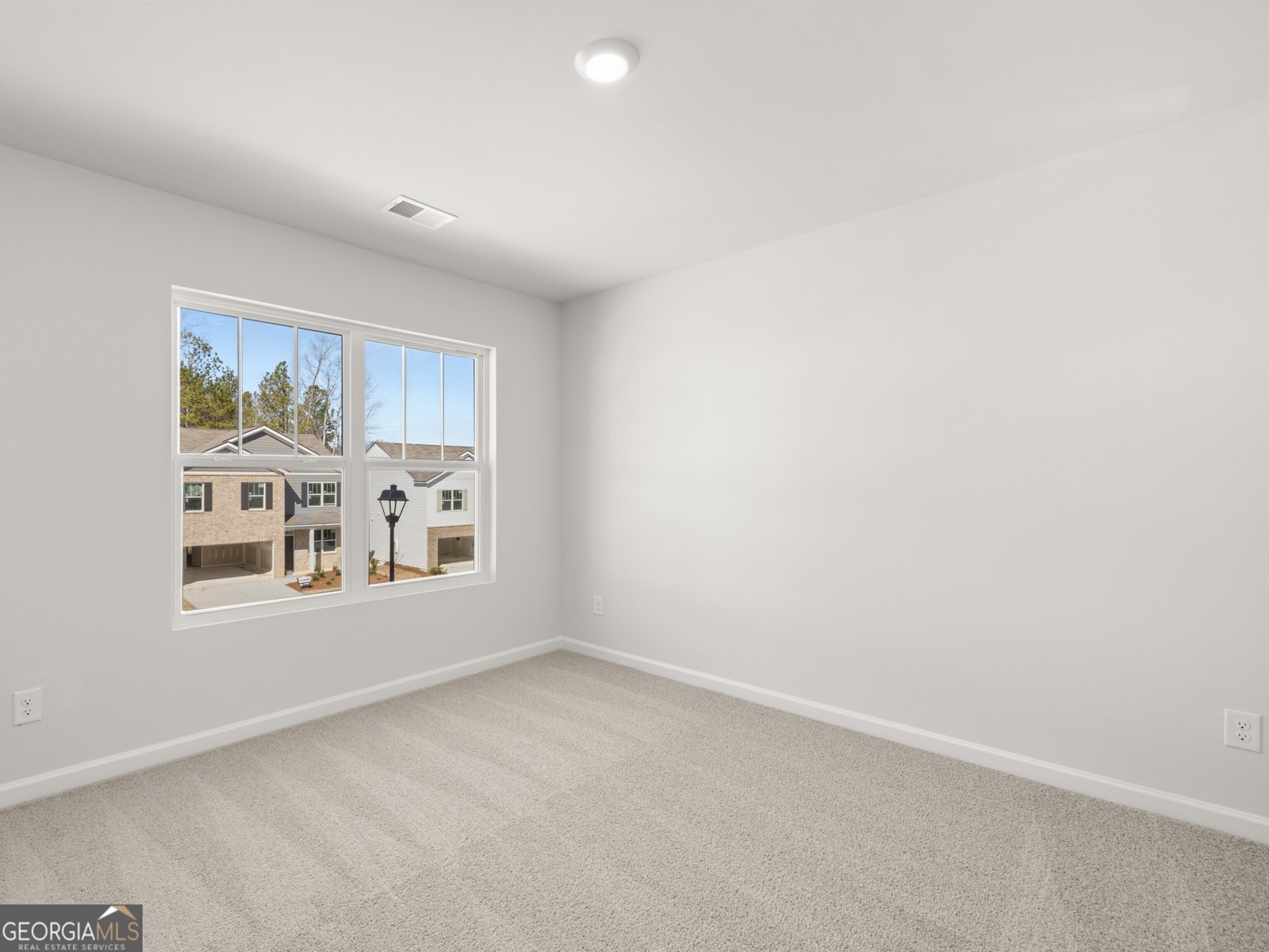 8202 Elkhorn Drive Fairburn - 27