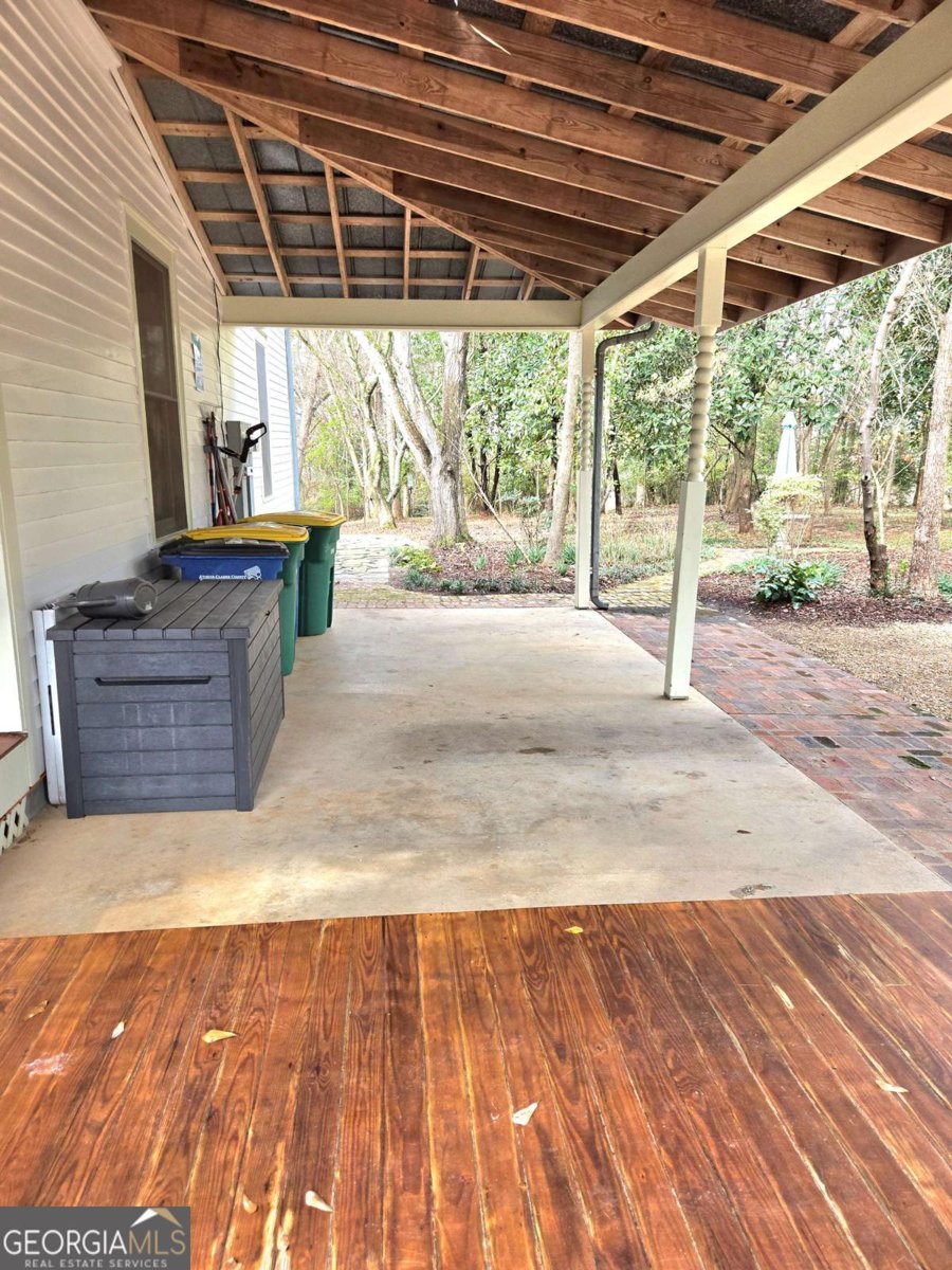 2569 Riverbend Road Athens - 48