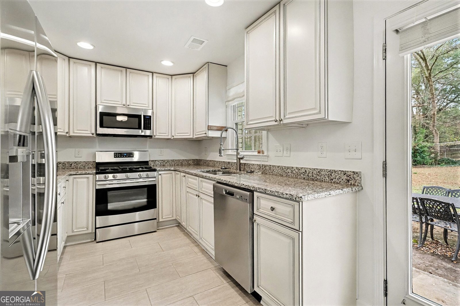 3053 Hollywood Drive Decatur - 13