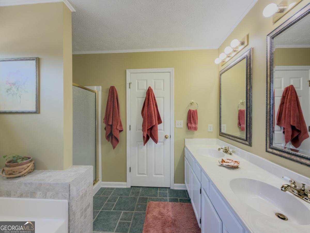 3851 Brittan Glade Trail Snellville - 34