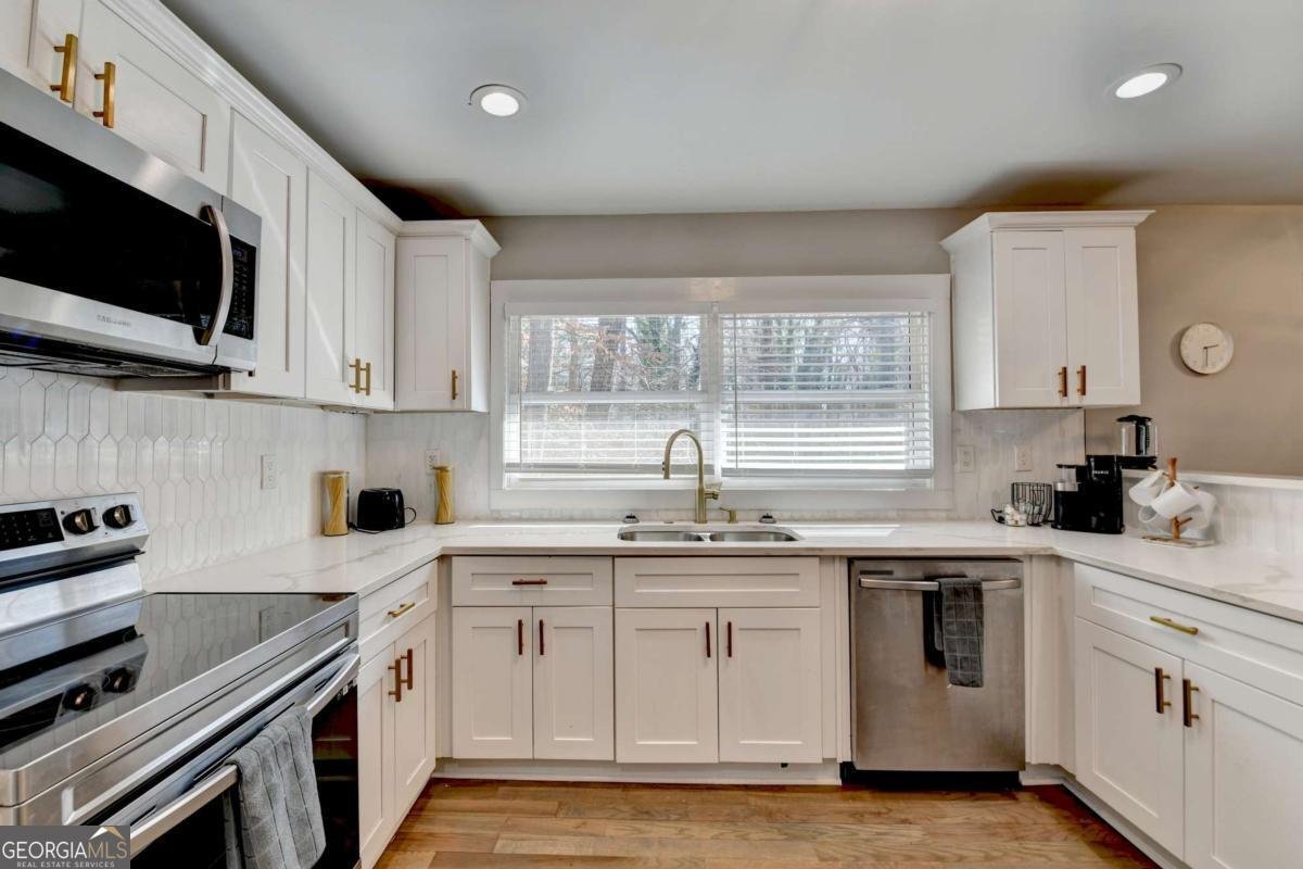 2945 Monterey Drive Decatur - 35