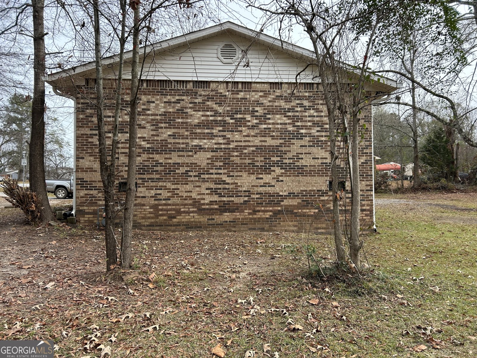 320 Hospital Drive Washington - 5