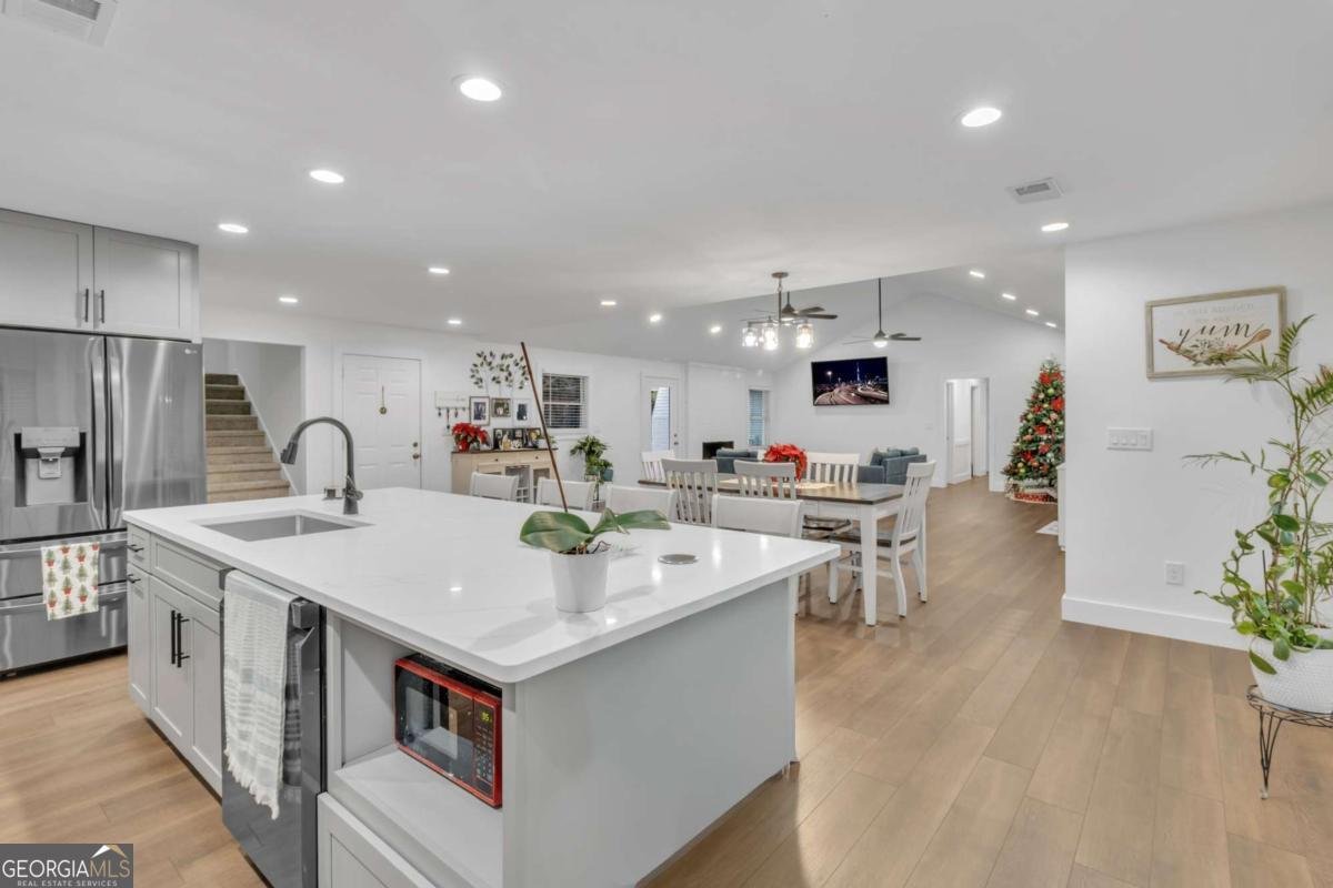 520 Herring Road Grayson - 18