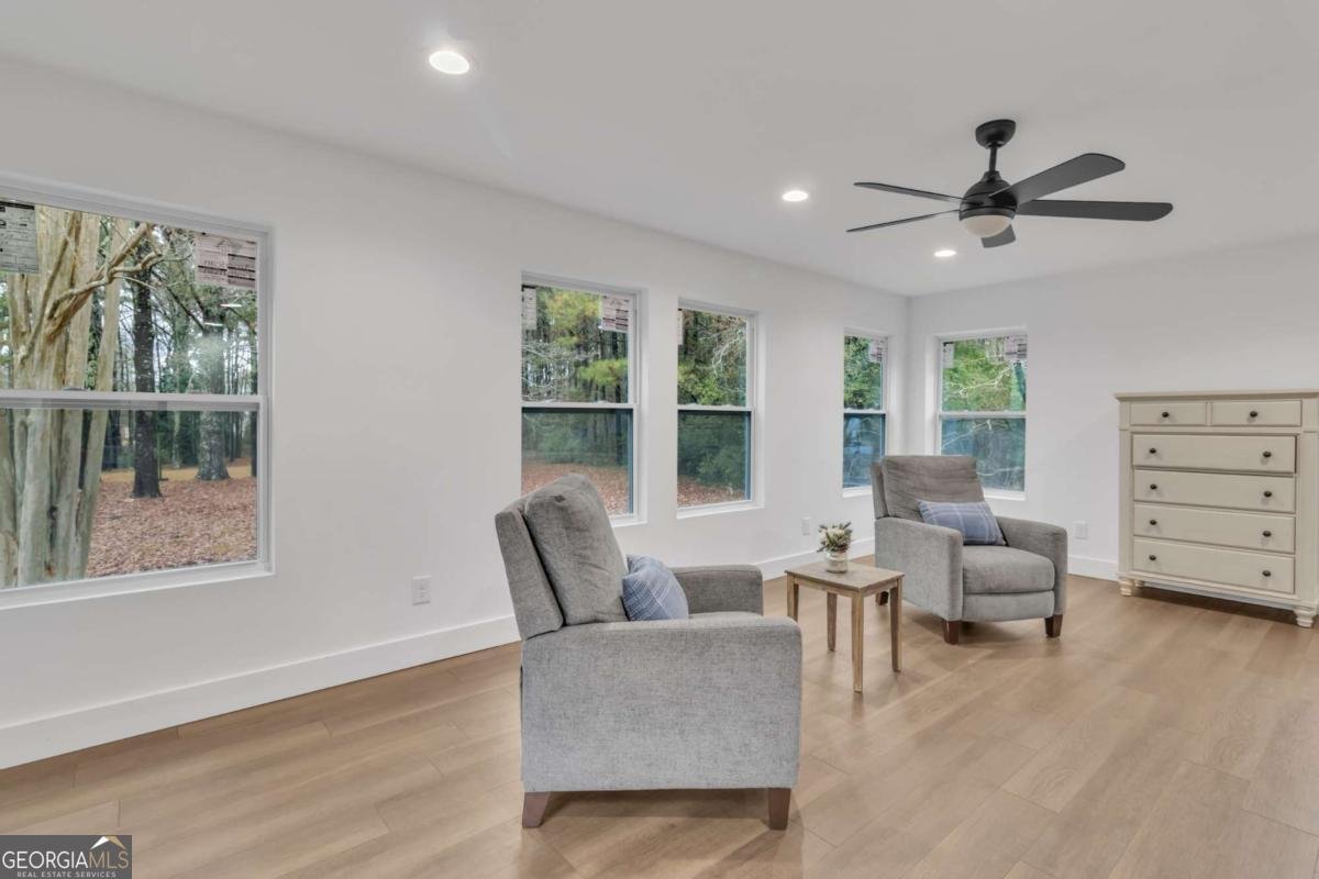 520 Herring Road Grayson - 29