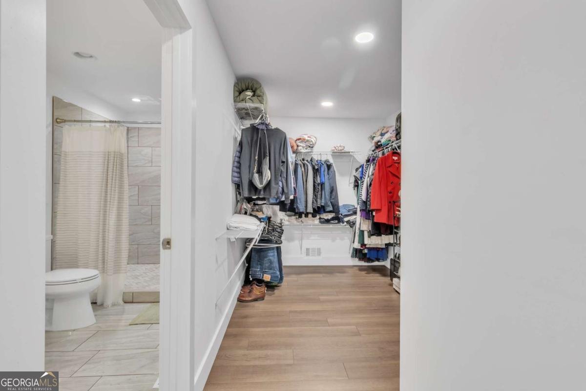 520 Herring Road Grayson - 30