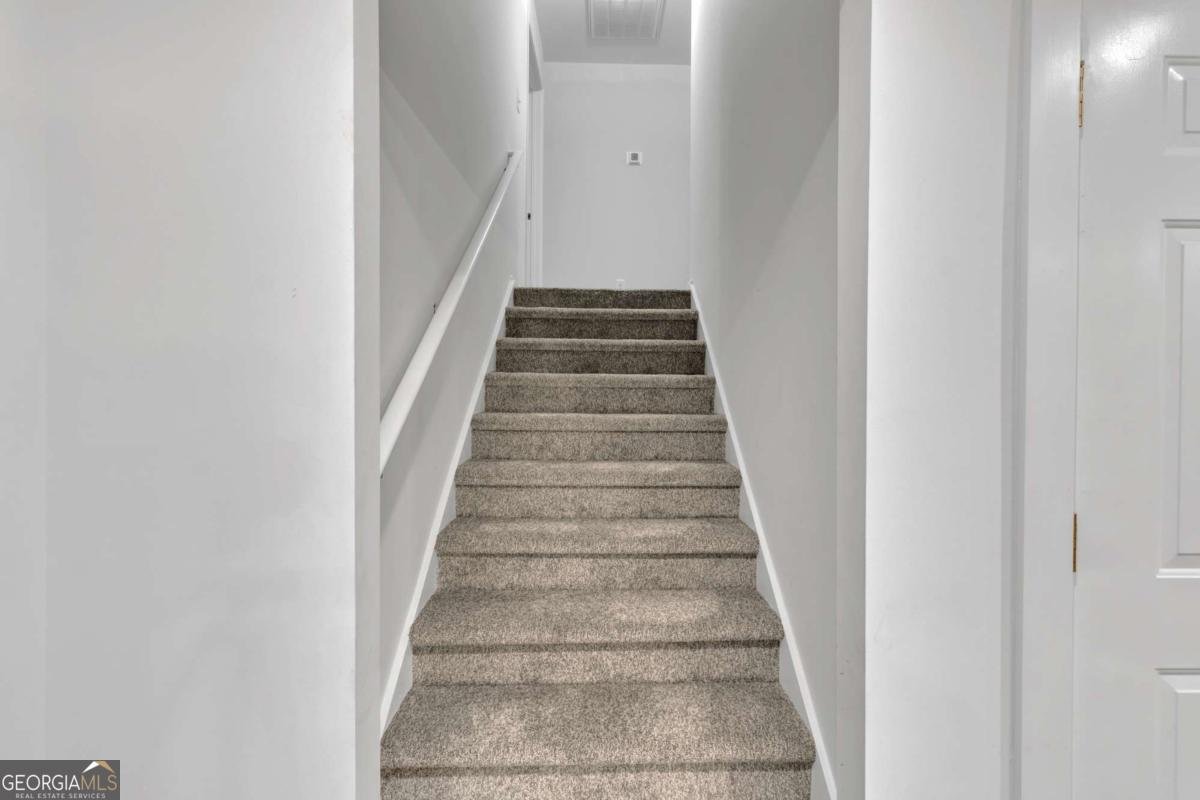 520 Herring Road Grayson - 33