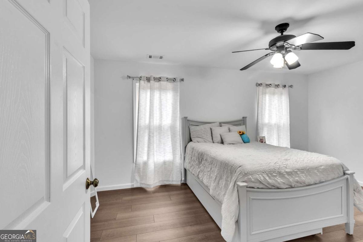 520 Herring Road Grayson - 34