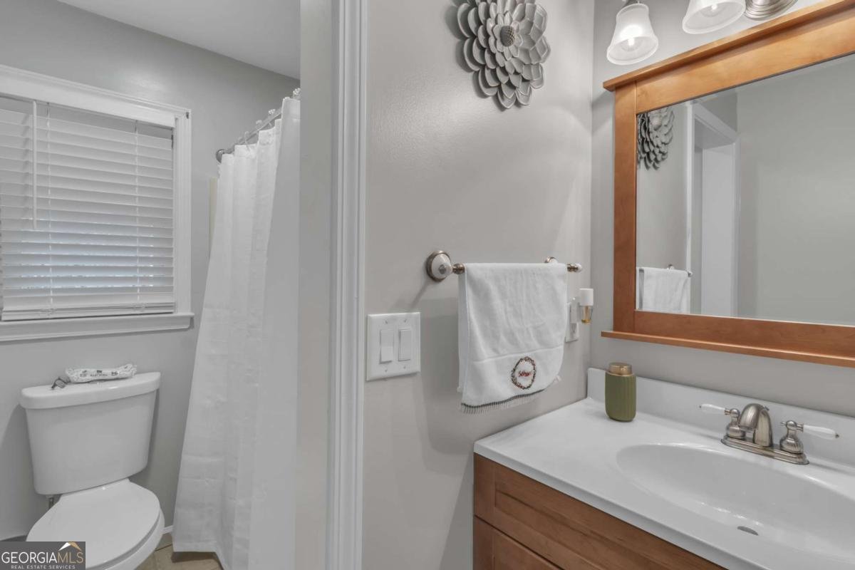 520 Herring Road Grayson - 78