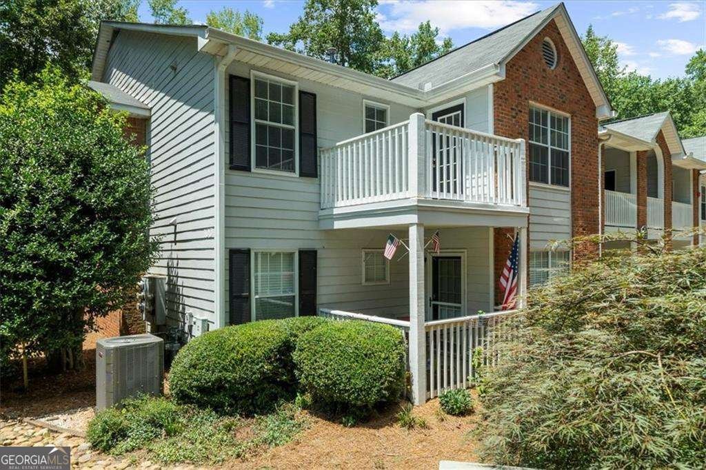 123 Streamside Drive Roswell - 3