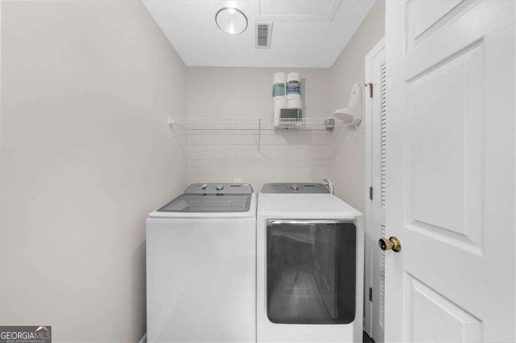 123 Streamside Drive Roswell - 35