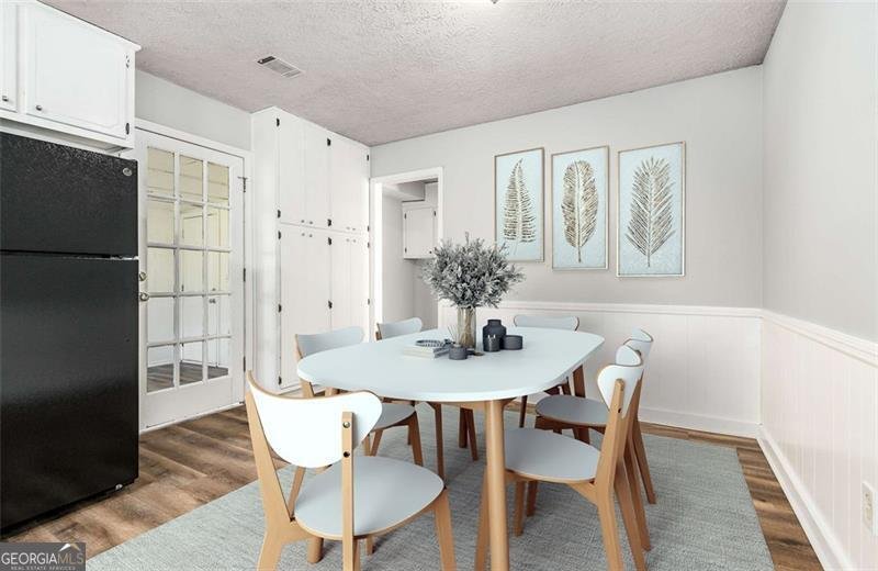 279 Allison Court Riverdale - 6