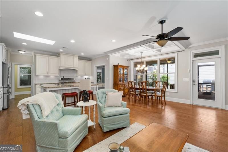 306 Gray Shingle Ln Woodstock - 55