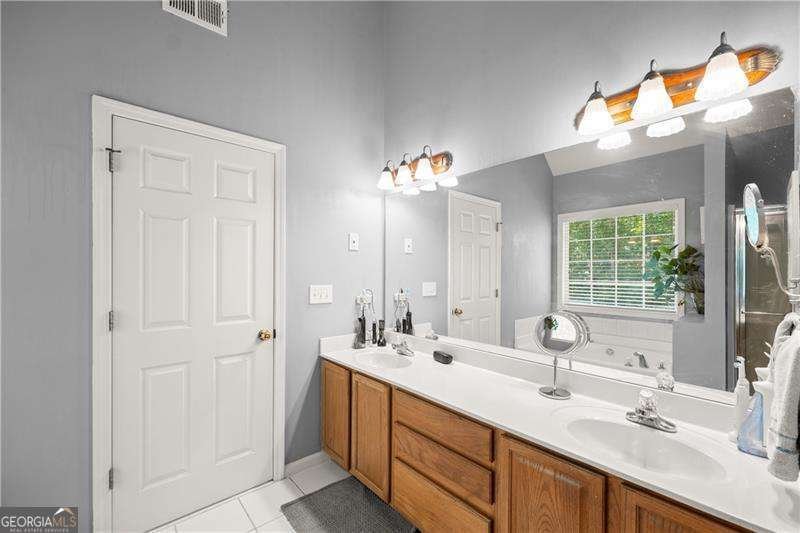 745 Roland Manor Drive Dacula - 27