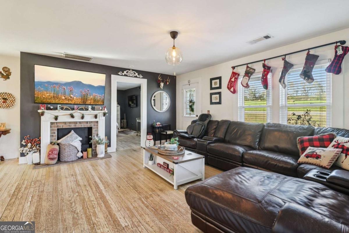 6150 Oak Grove Circle Cumming - 11