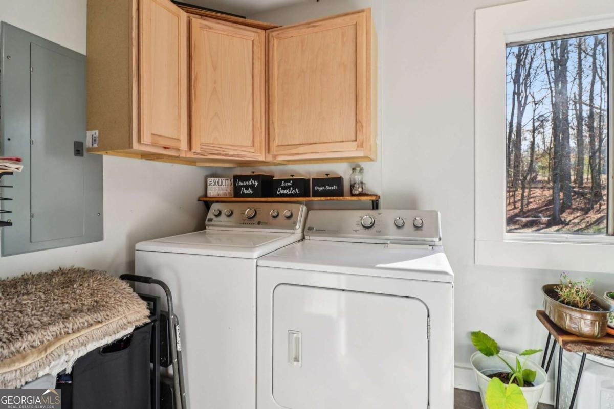 6150 Oak Grove Circle Cumming - 37