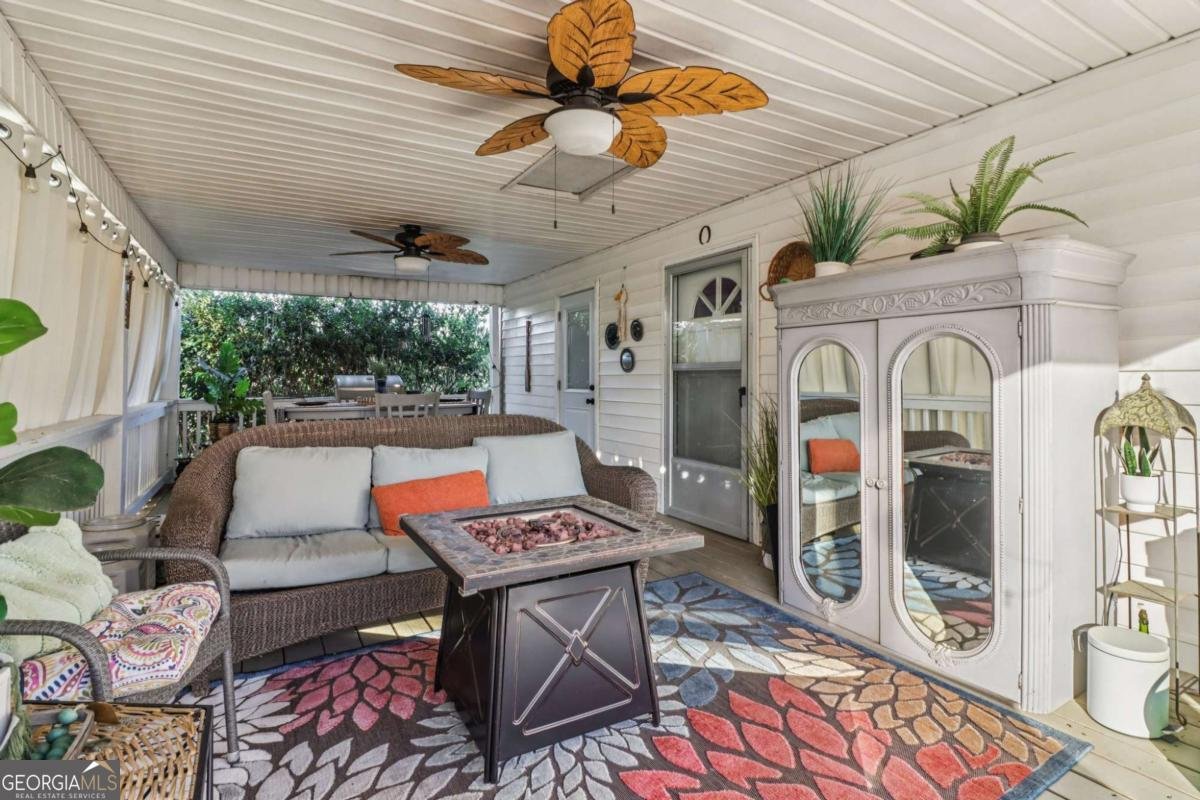 6150 Oak Grove Circle Cumming - 48