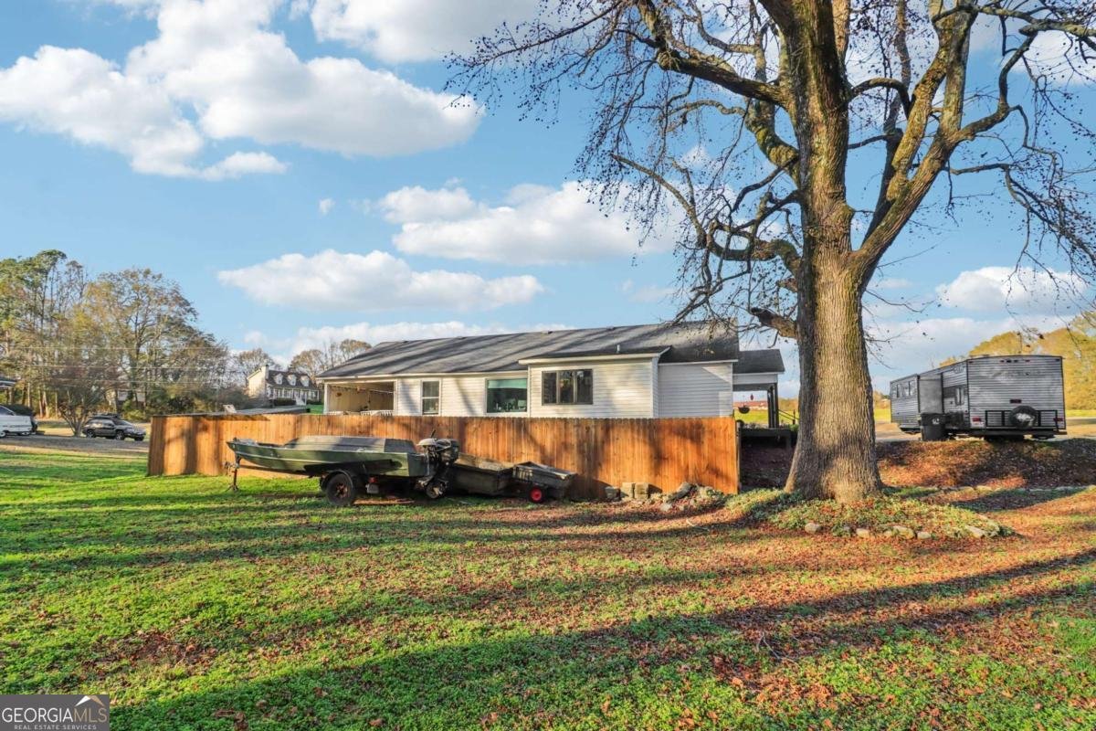 6150 Oak Grove Circle Cumming - 55