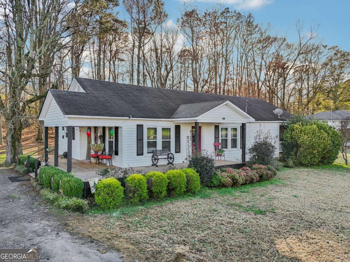 6150 Oak Grove Circle Cumming - 60