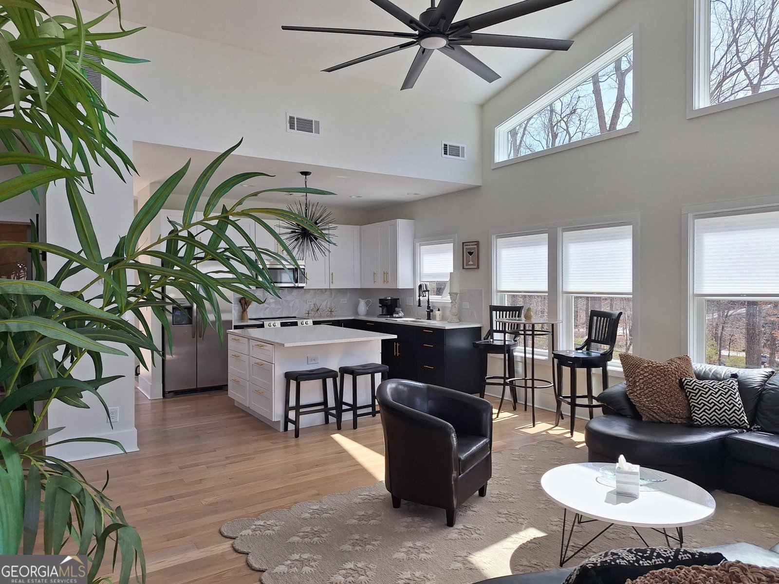 6245 Reives Road Cumming - 6