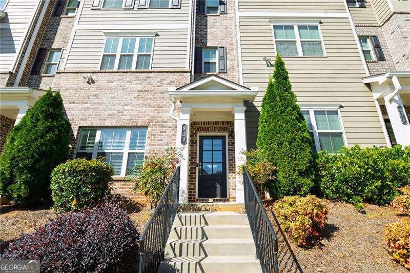 812 Caldwell Circle Marietta - main photo